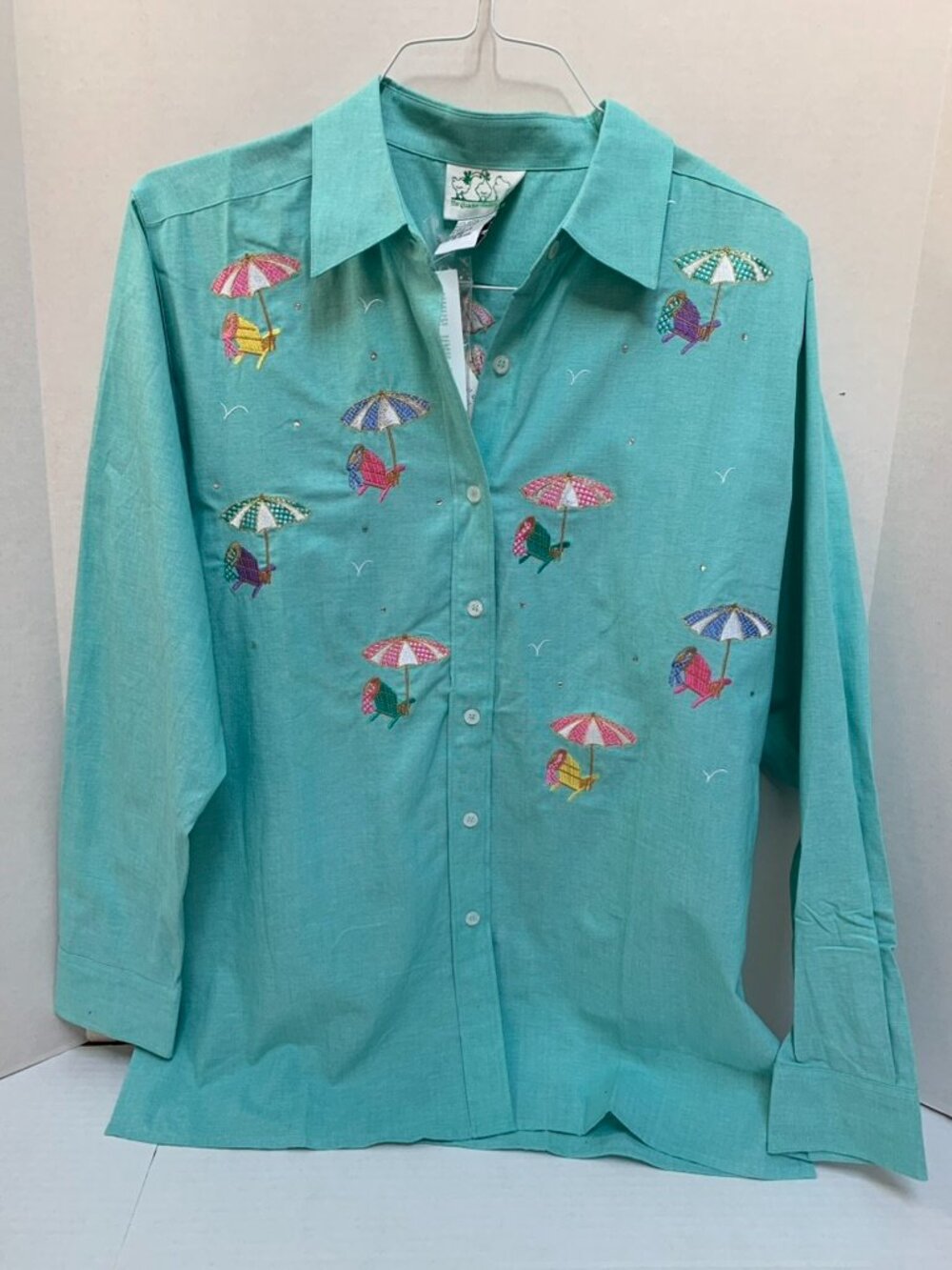 NWT Quacker Factory Womens Size Medium Aqua Blue Beach Scene Shirt Blouse Top